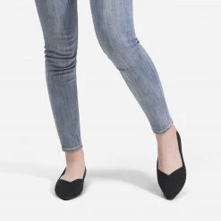 DREAM PAIRS Women's Wide Fit Pointed Toe Dressy Ballet Flats